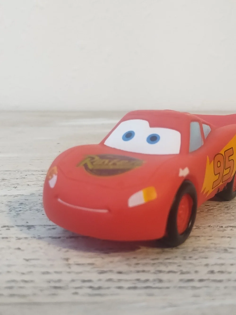 Disney Cars Lightening McQueen 95 Plastic Vinyl Toy Car